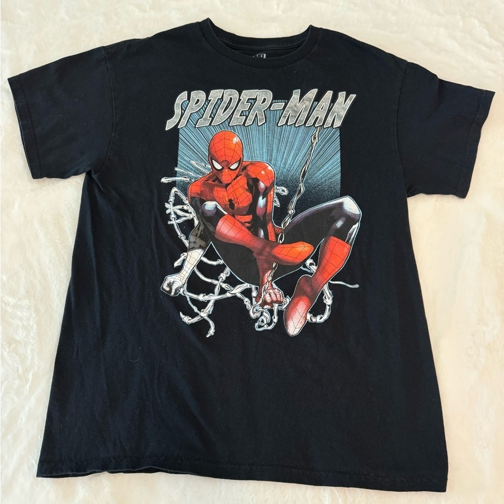 Marvel Spiderman Short Sleeve T-Shirt- size M
